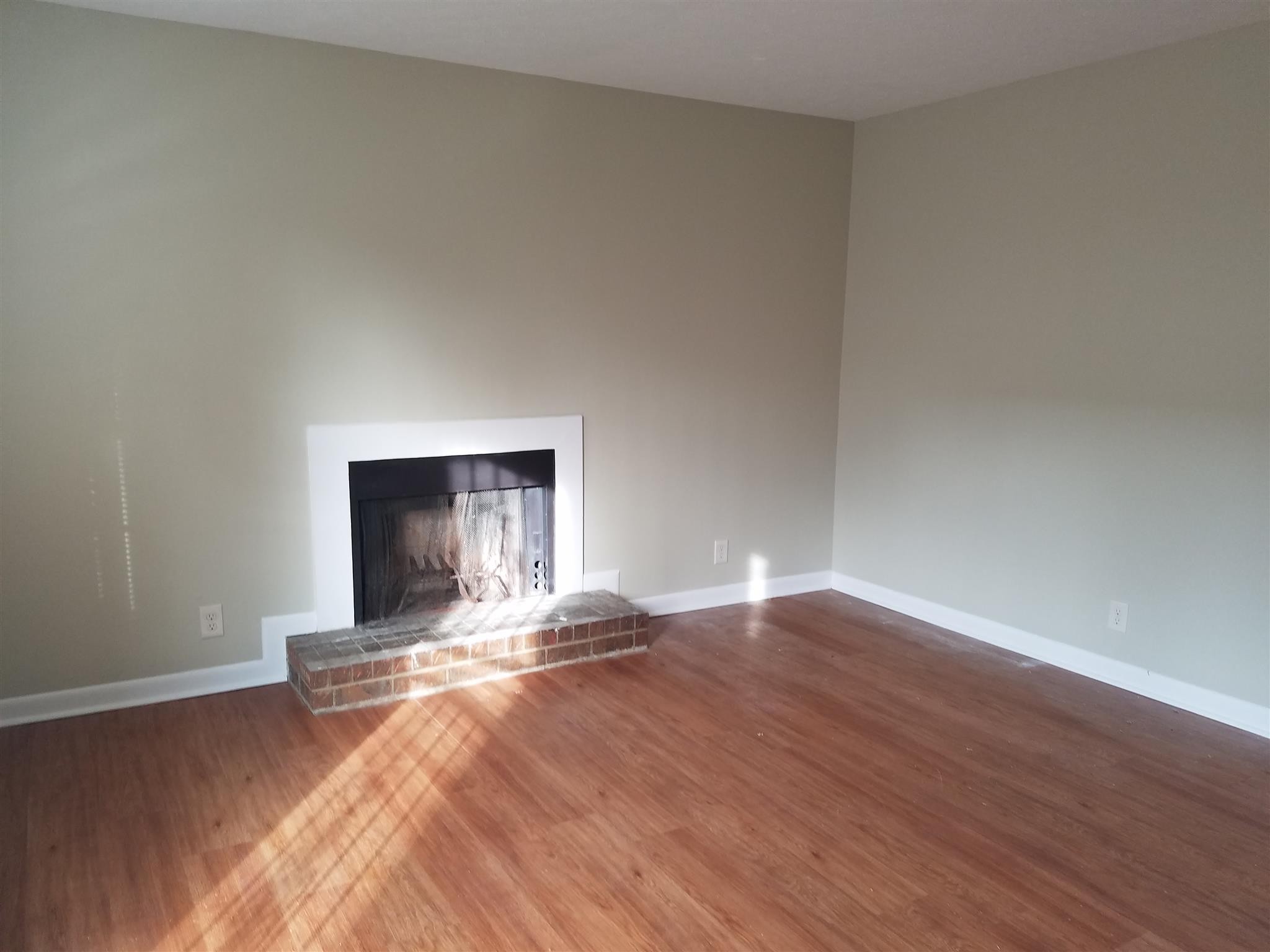 1103a Westchester Drive Property Photo 4