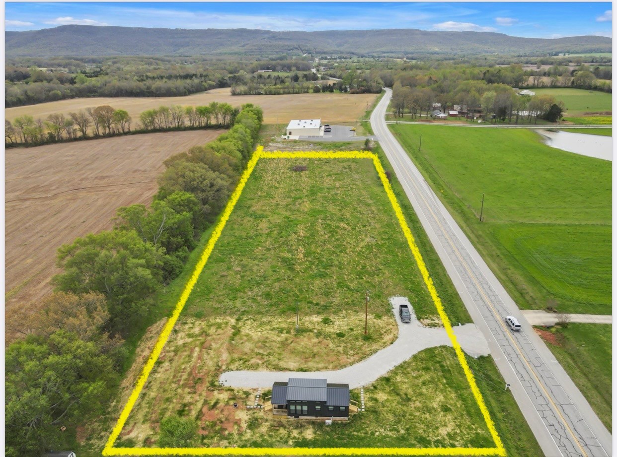 1533 Rowe Gap Rd Property Photo