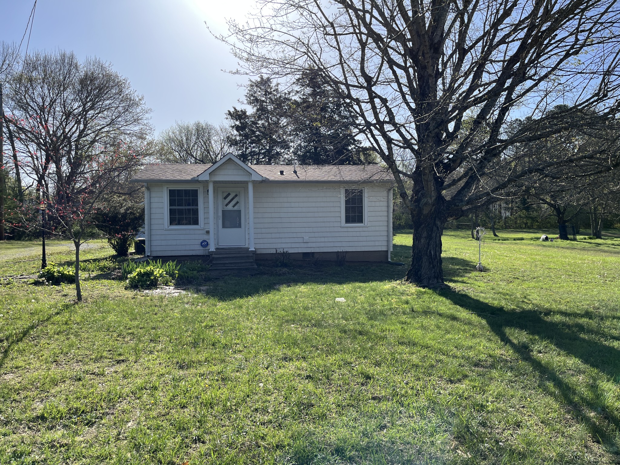 223 Excell Rd Property Photo