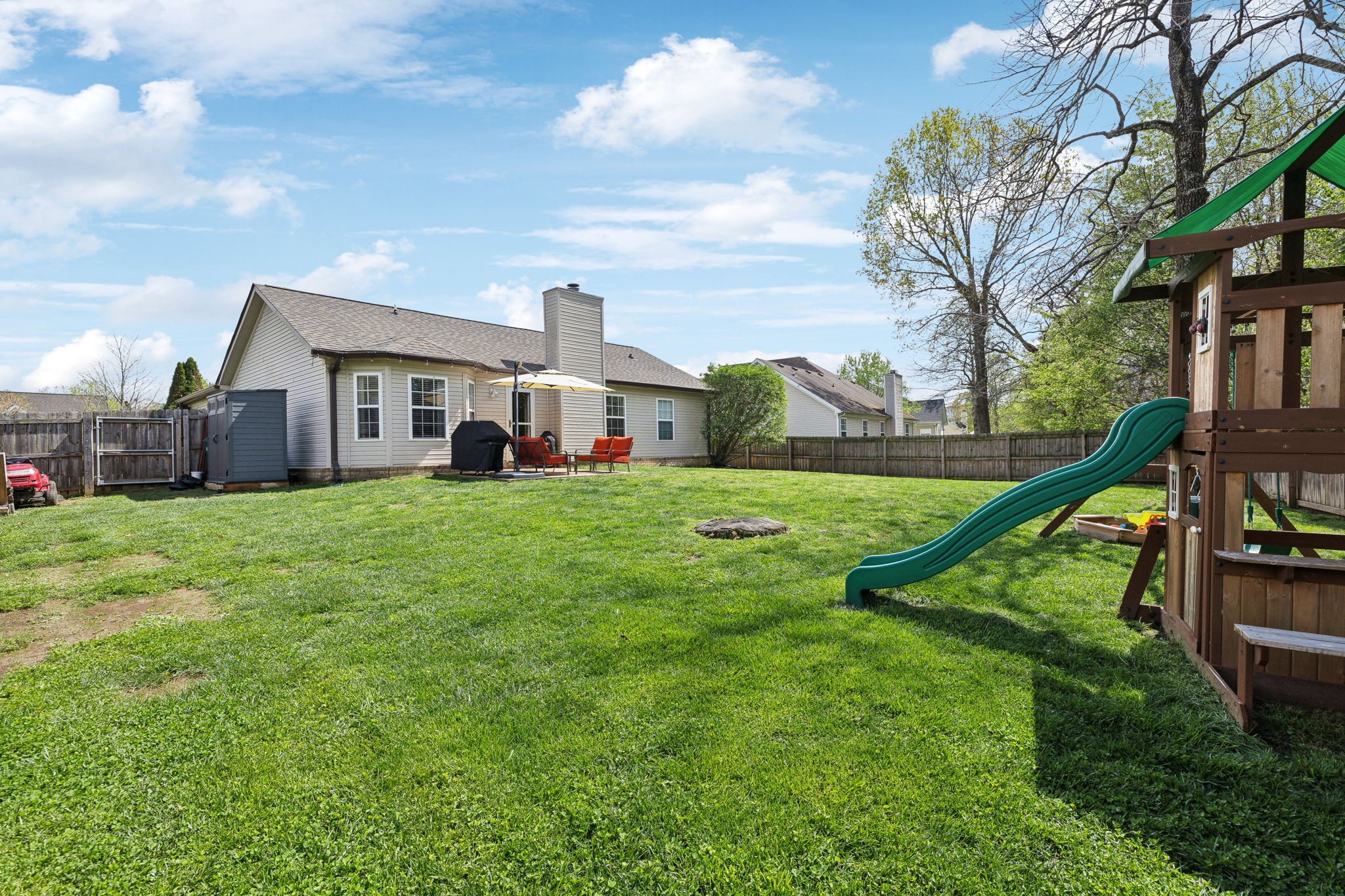 1885 Portview Dr Property Photo 28