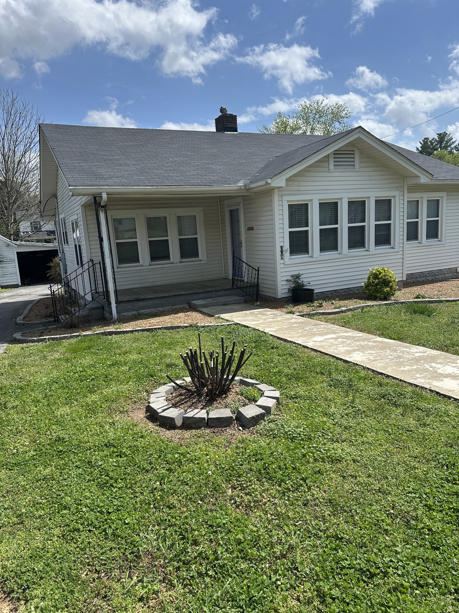 309 3rd Ave Property Photo