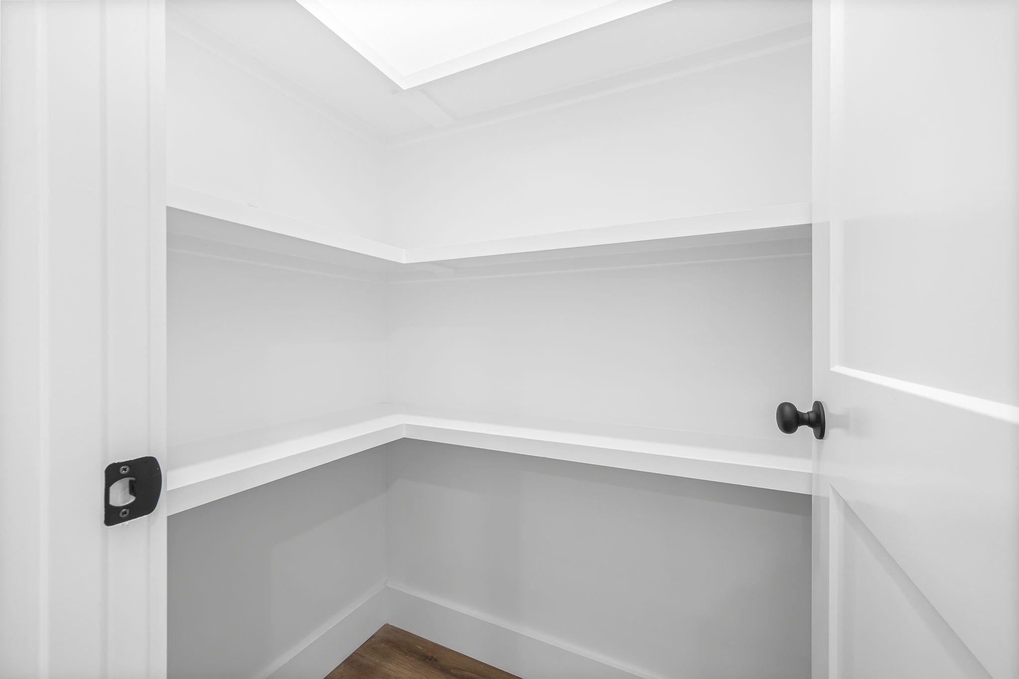 102 Victoria Court, N Property Photo 27