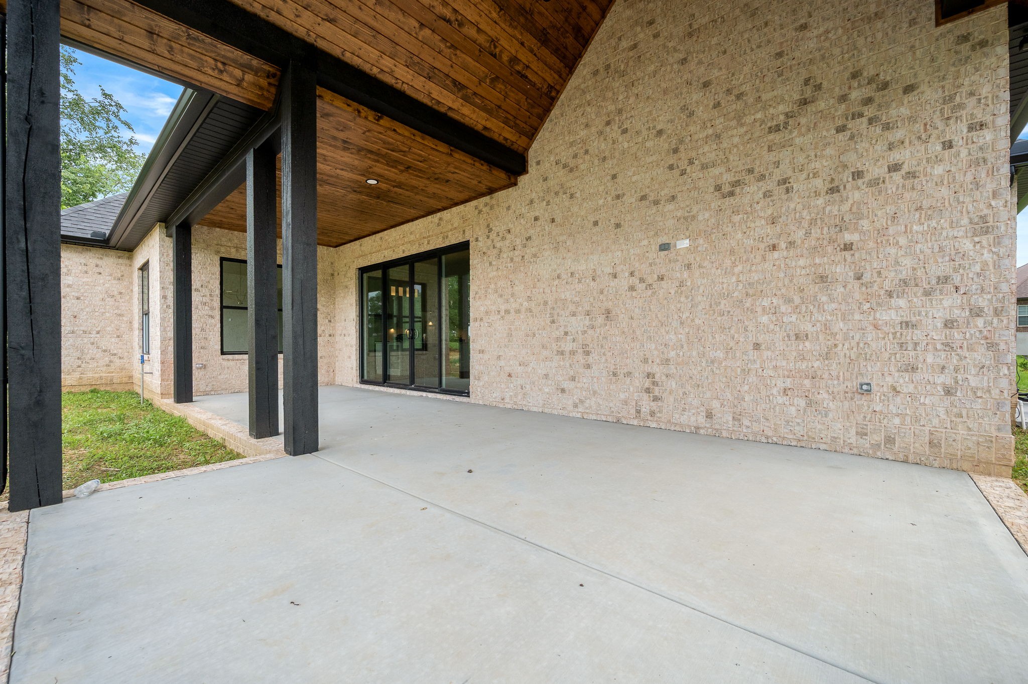 102 Victoria Court, N Property Photo 59
