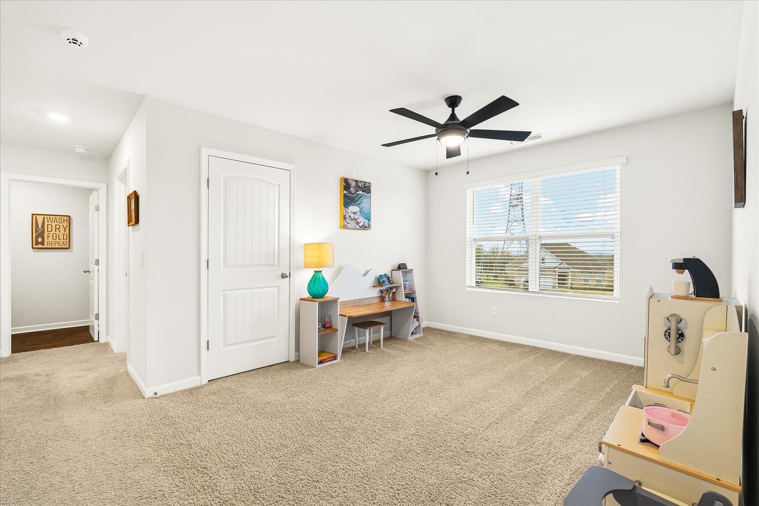 1428 Marigold Dr Property Photo 27