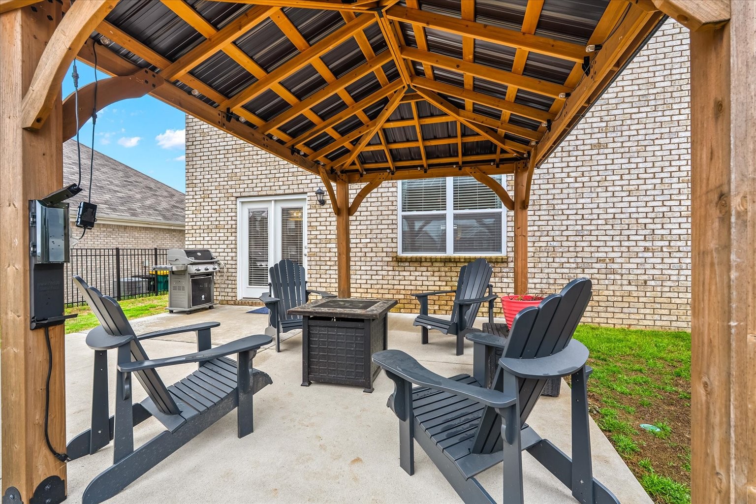 1428 Marigold Dr Property Photo 33