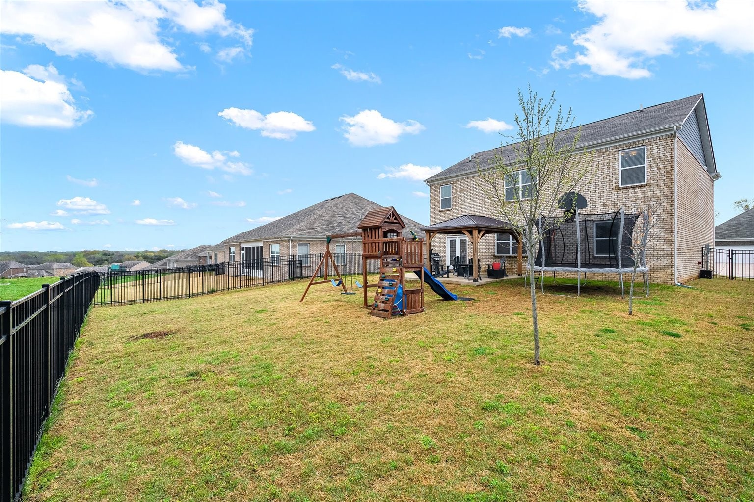1428 Marigold Dr Property Photo 34