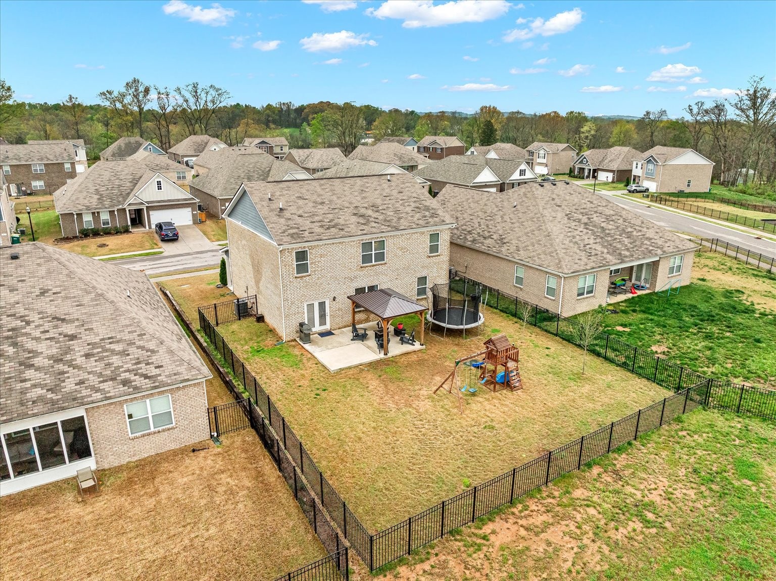 1428 Marigold Dr Property Photo 37