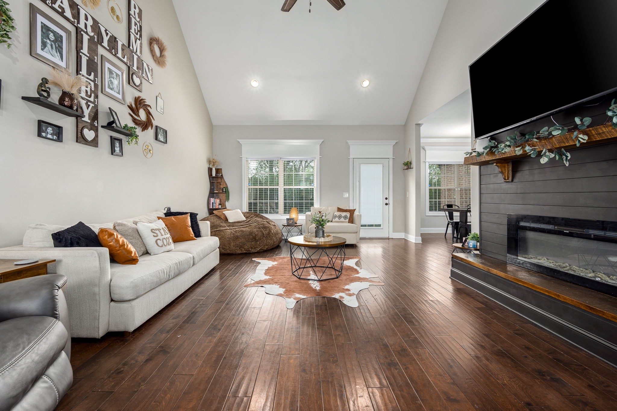 515 Apple Blossom Trl Property Photo 13