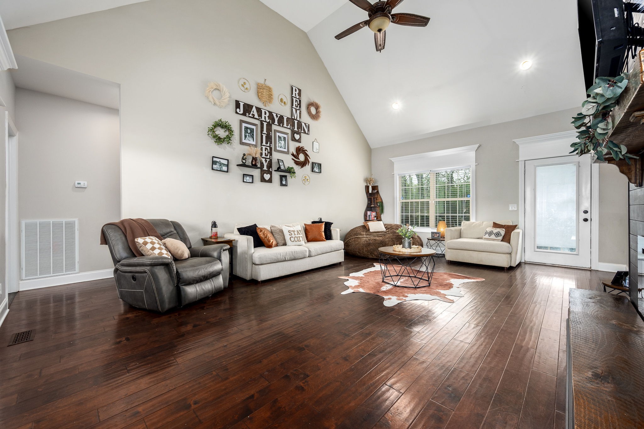 515 Apple Blossom Trl Property Photo 16