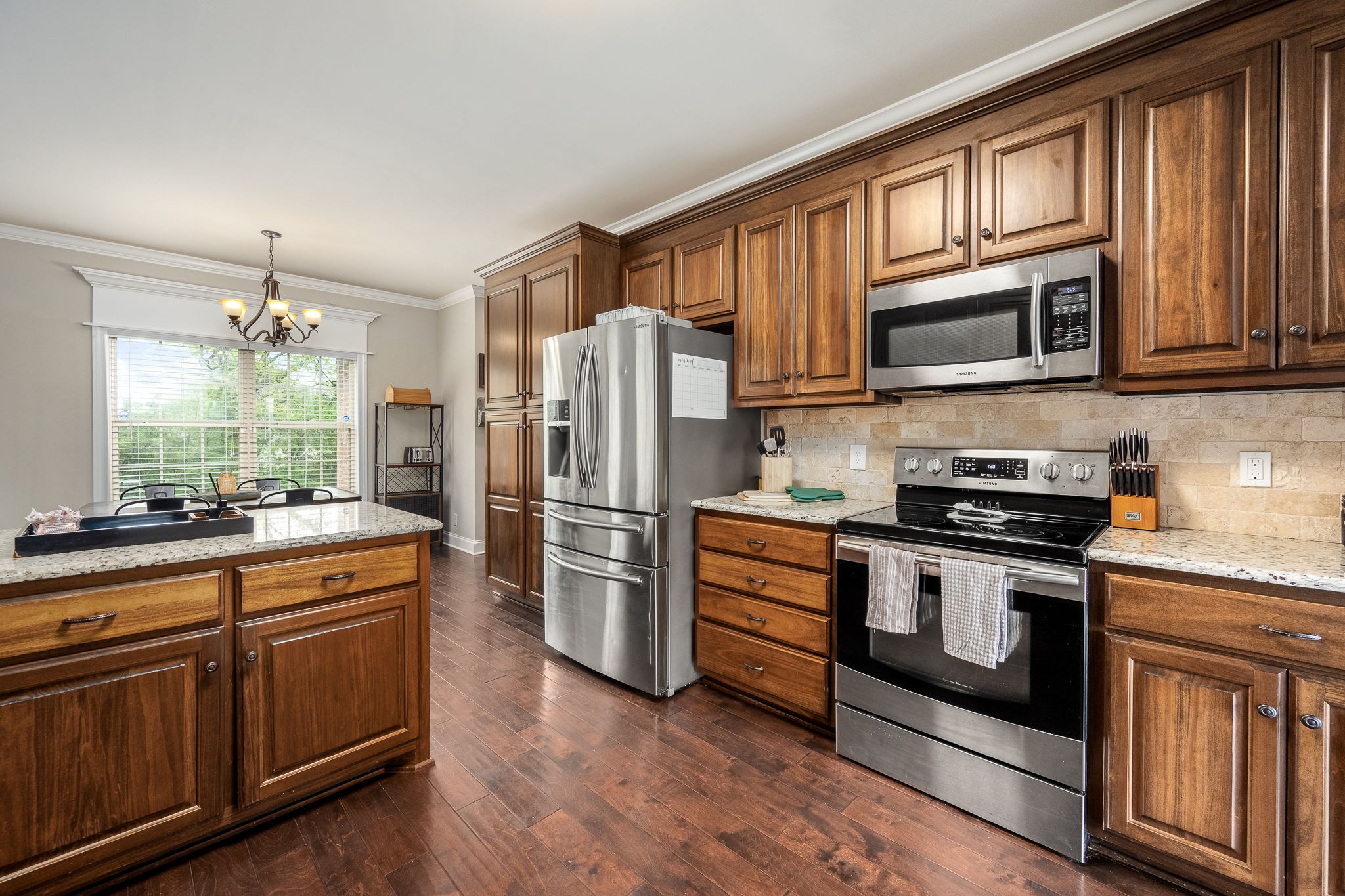515 Apple Blossom Trl Property Photo 29