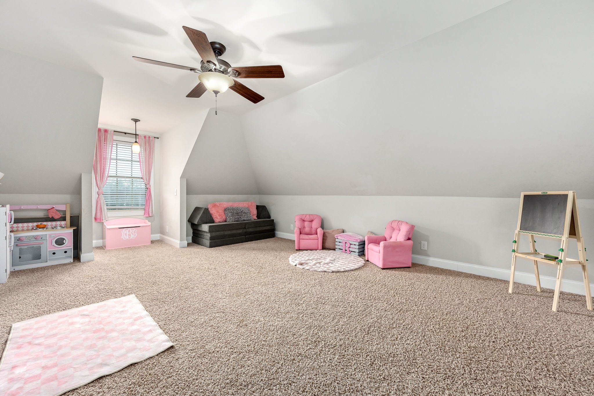 515 Apple Blossom Trl Property Photo 46