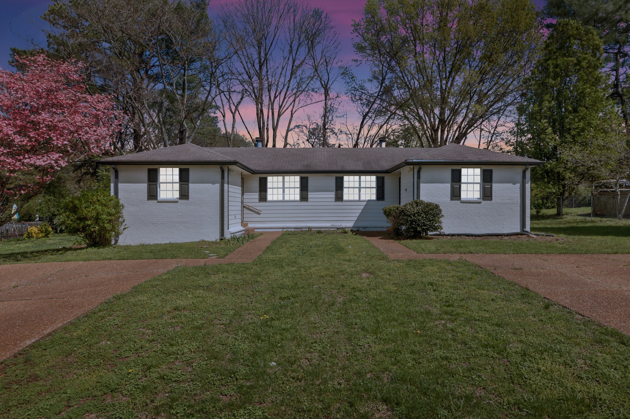 715 Castle Dr Property Photo 1