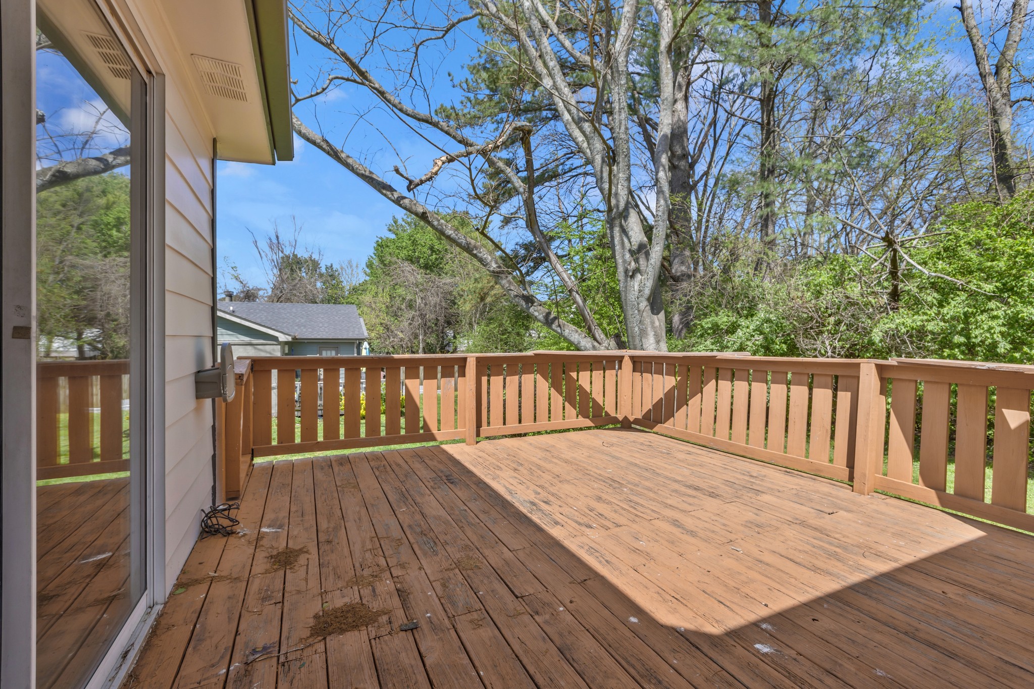 715 Castle Dr Property Photo 14
