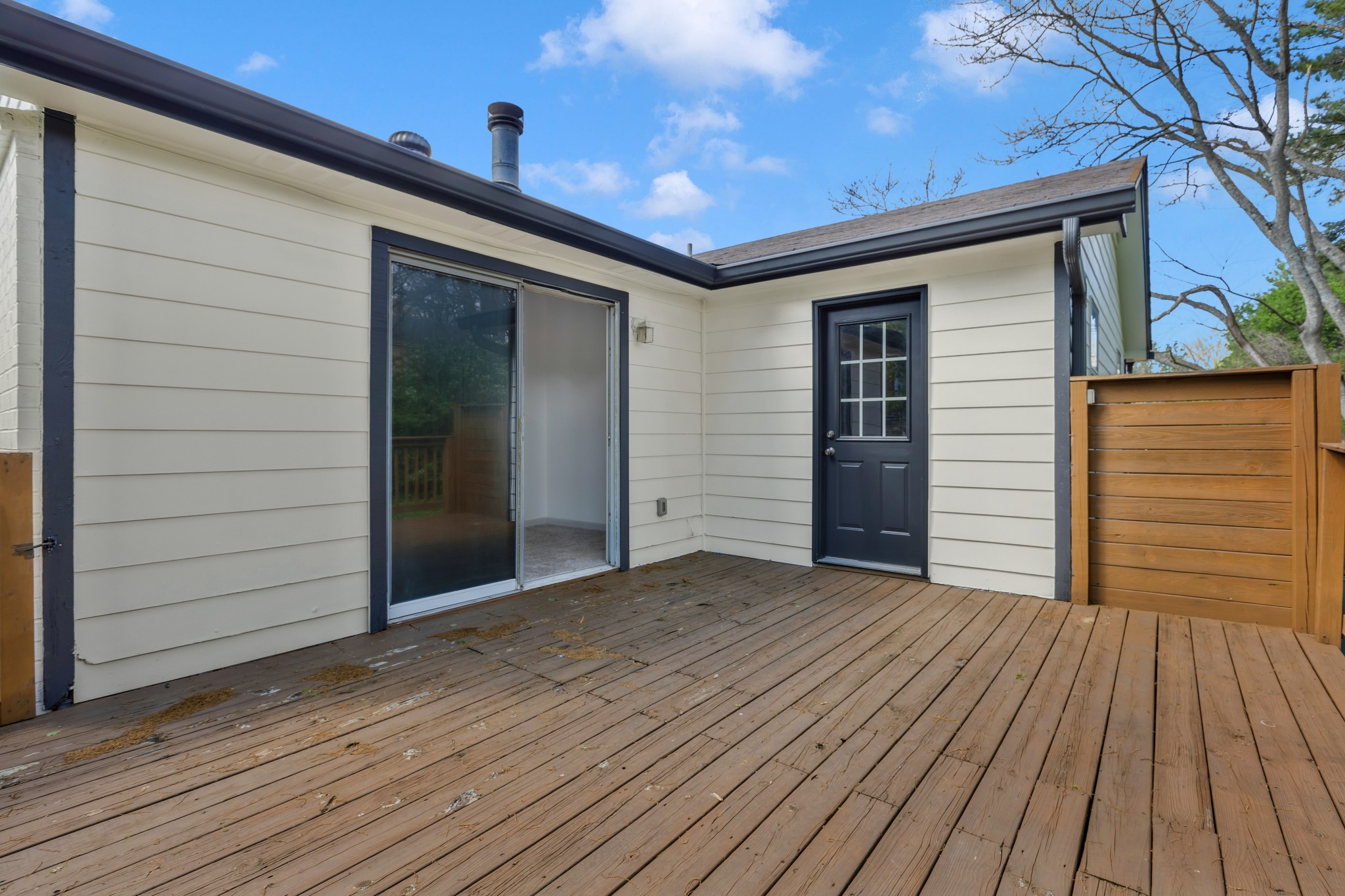 715 Castle Dr Property Photo 25
