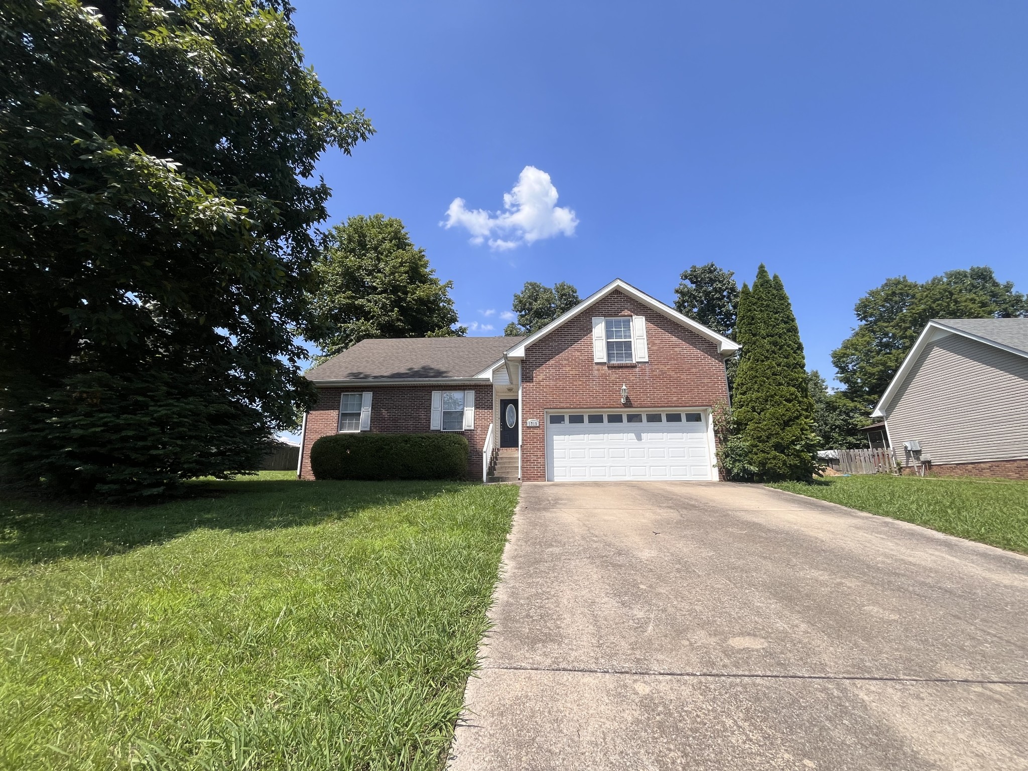 1719 Hazelwood Rd Property Photo 2