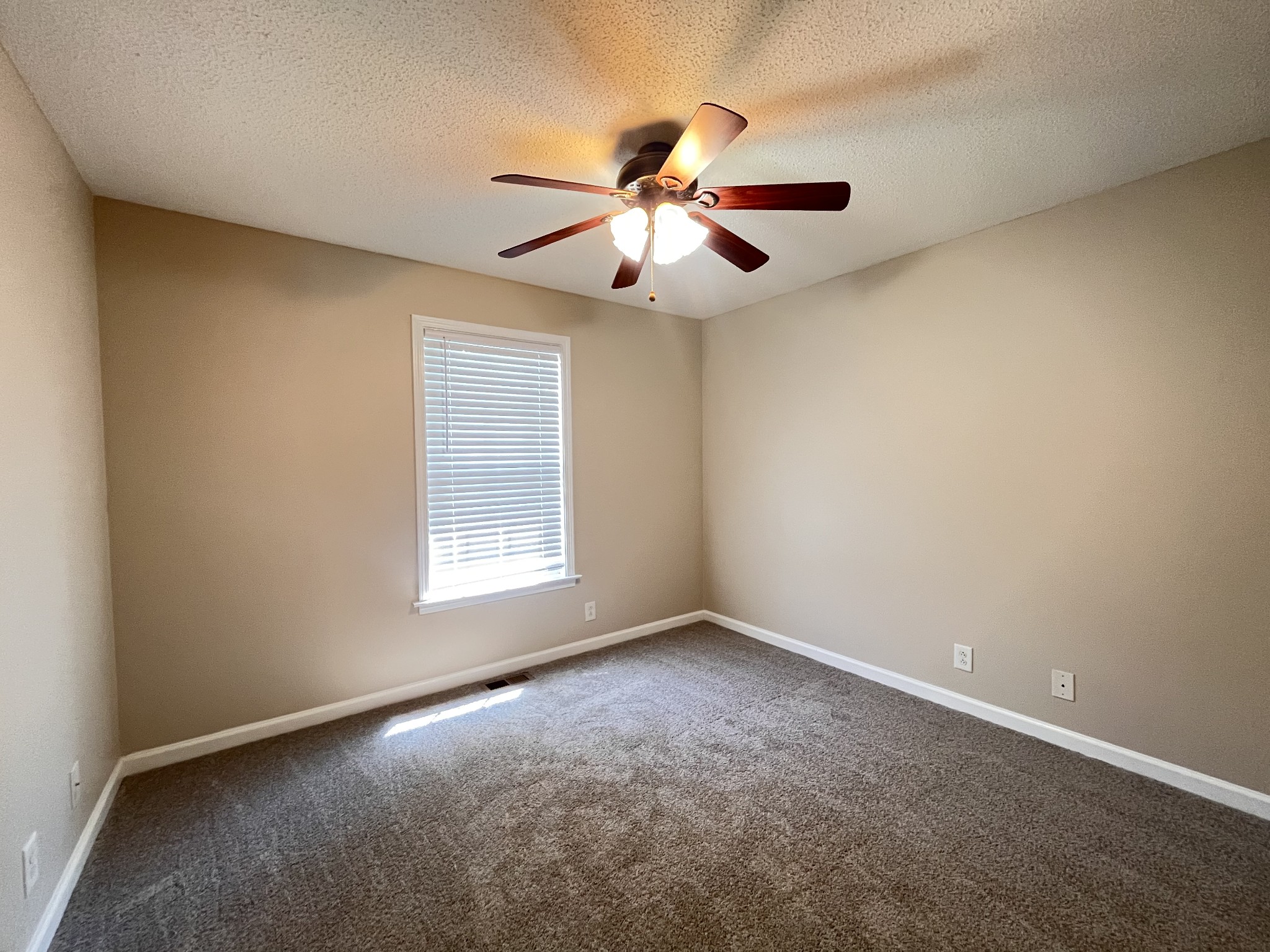 1719 Hazelwood Rd Property Photo 15