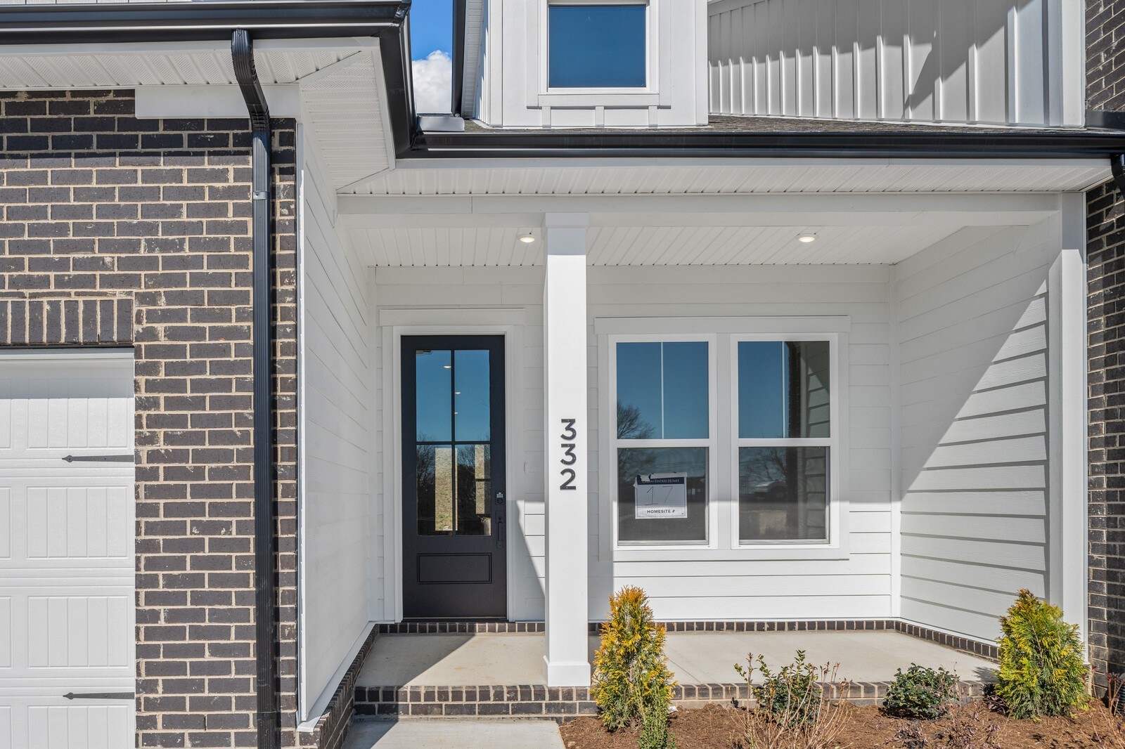 454 Buckwood Avenue, E Property Photo