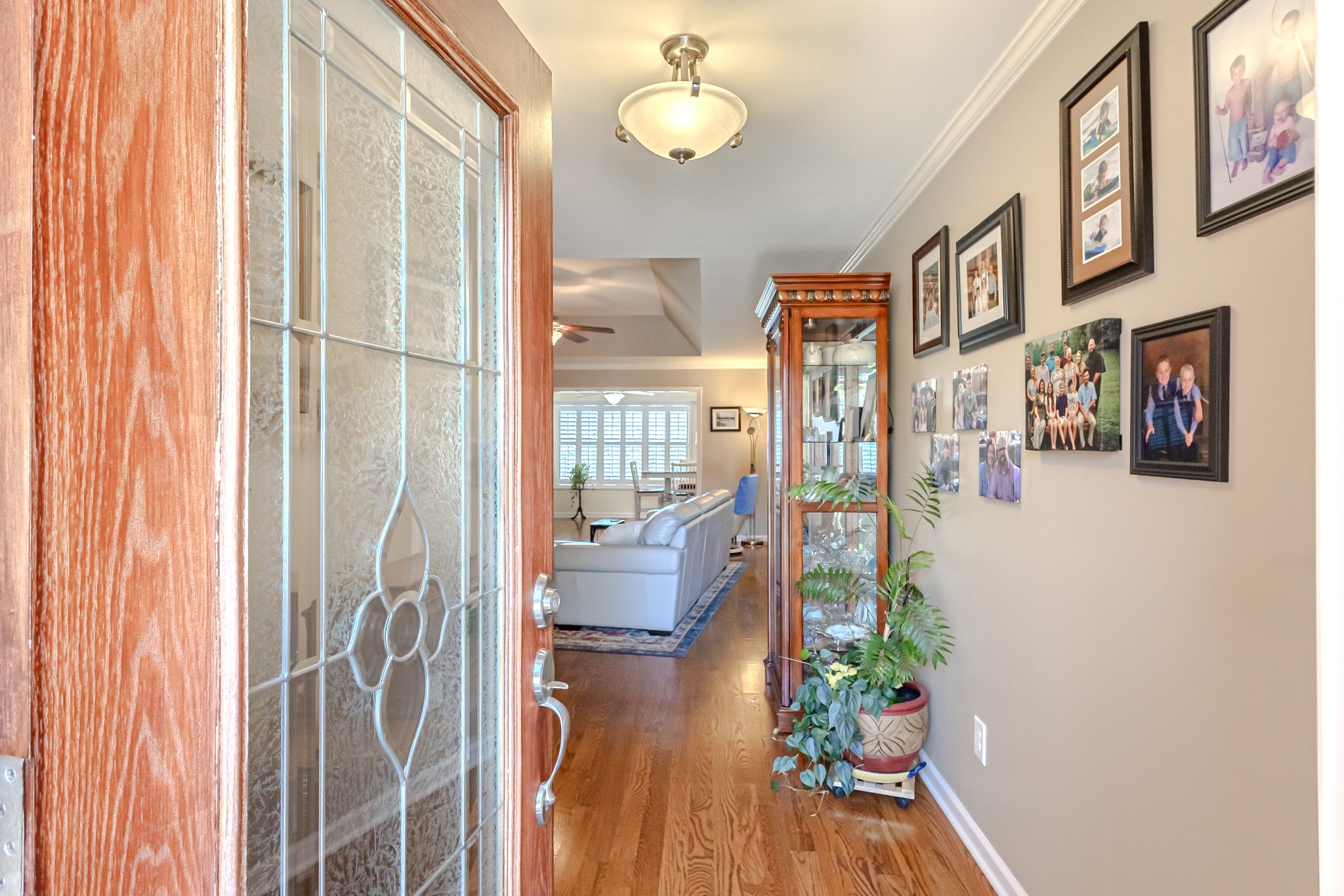 115 Beacon St Property Photo 6