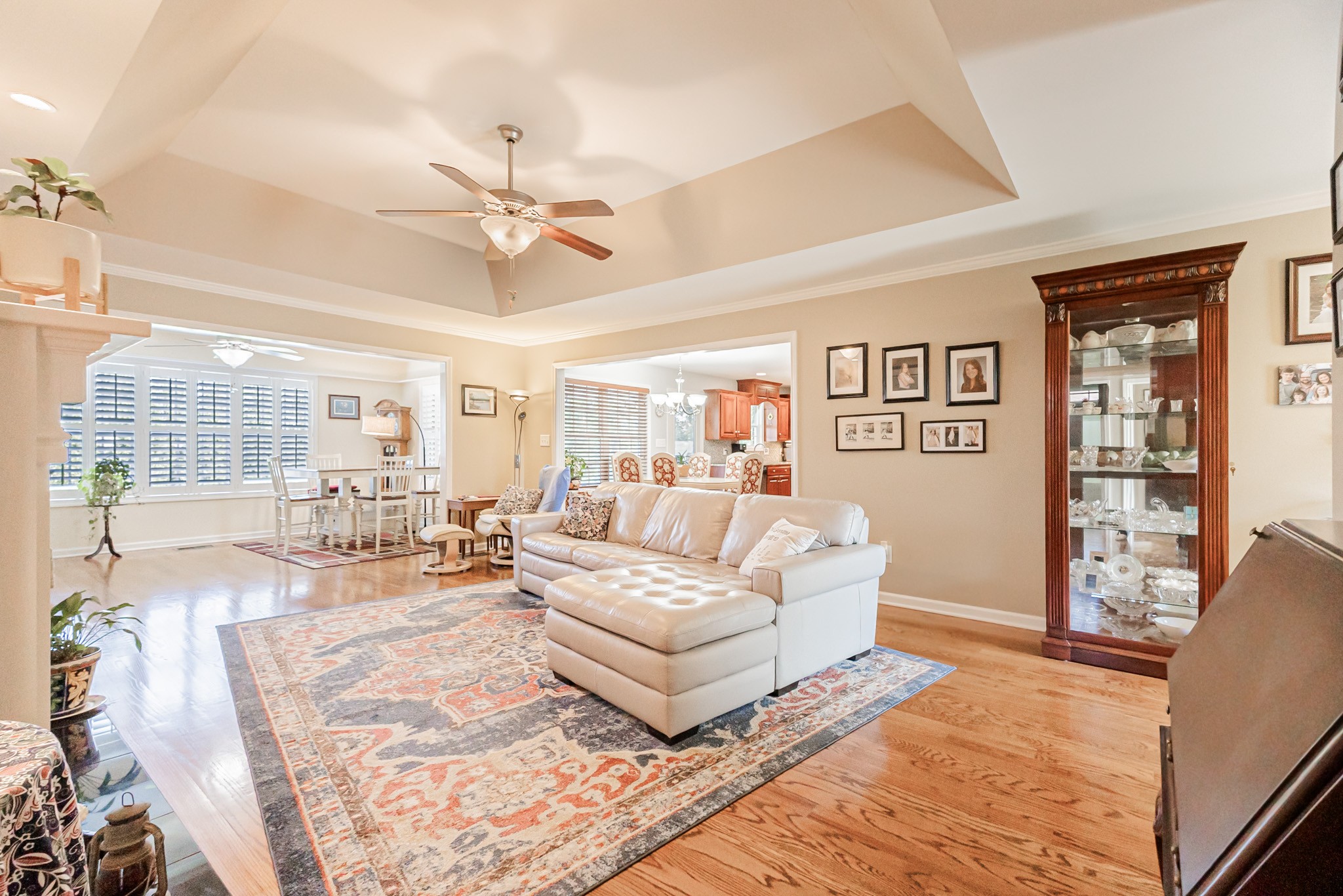 115 Beacon St Property Photo 8