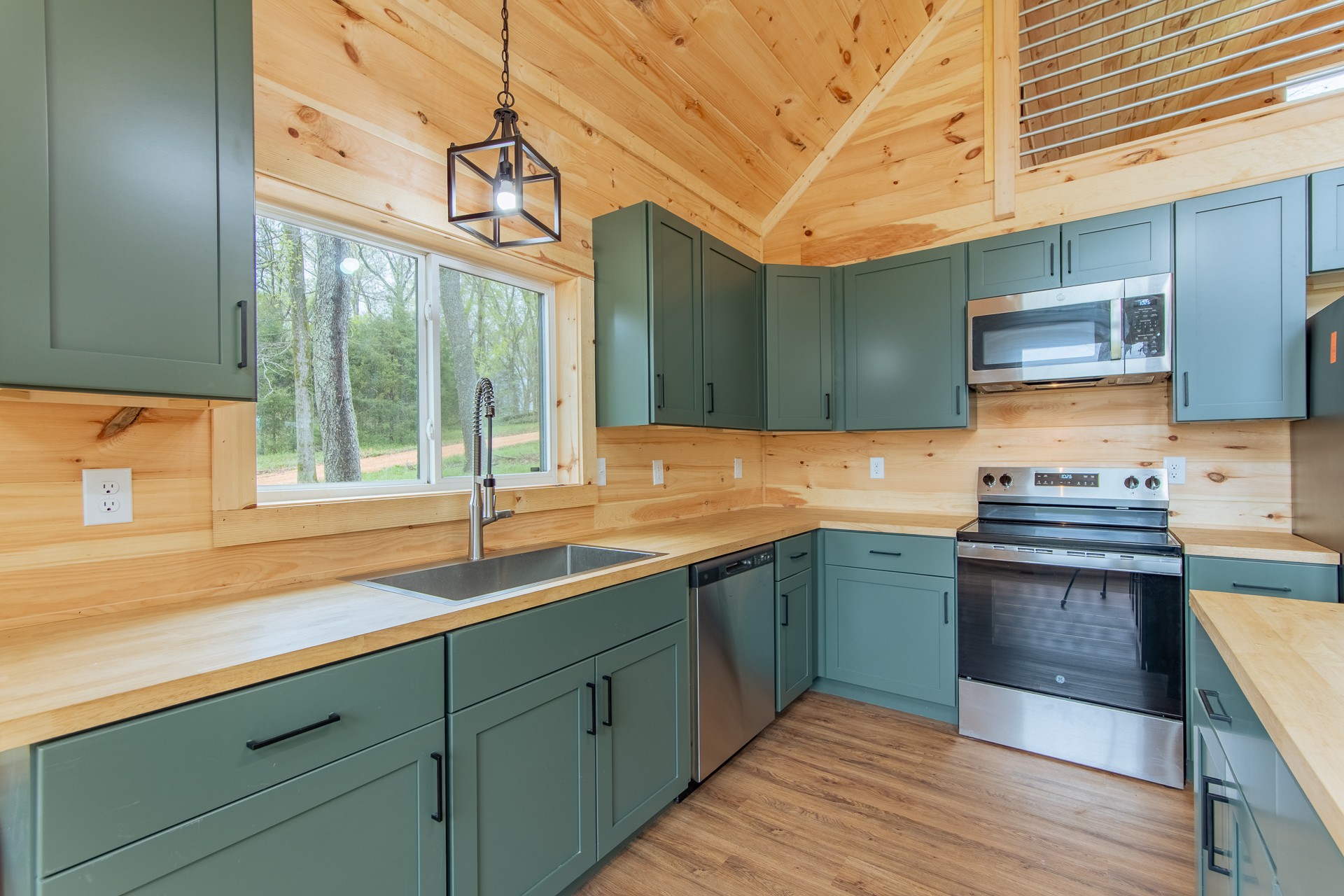 55 Kiki Cove Property Photo 10