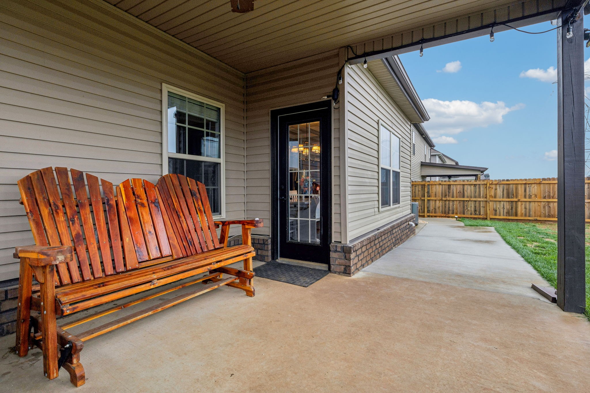 1328 Winterset Dr Property Photo 41