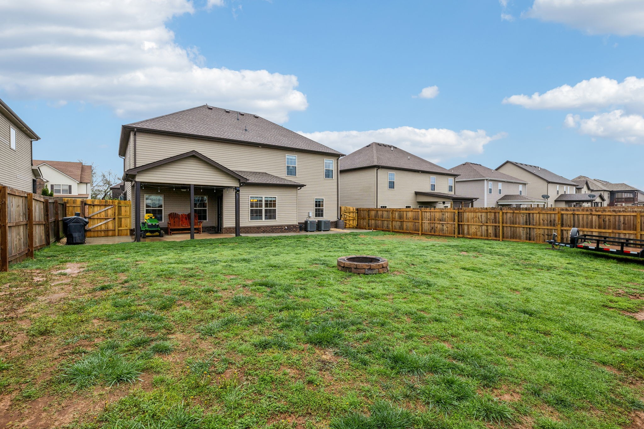 1328 Winterset Dr Property Photo 42