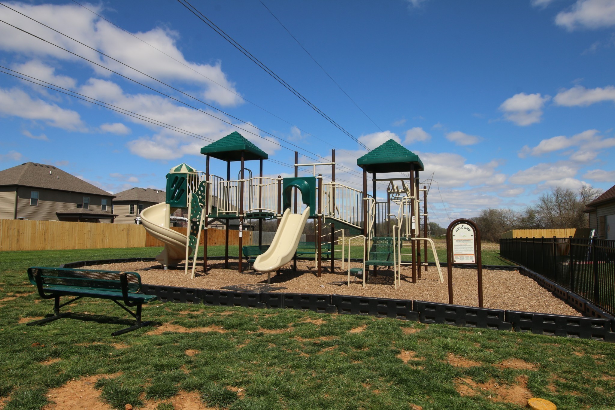 1328 Winterset Dr Property Photo 45