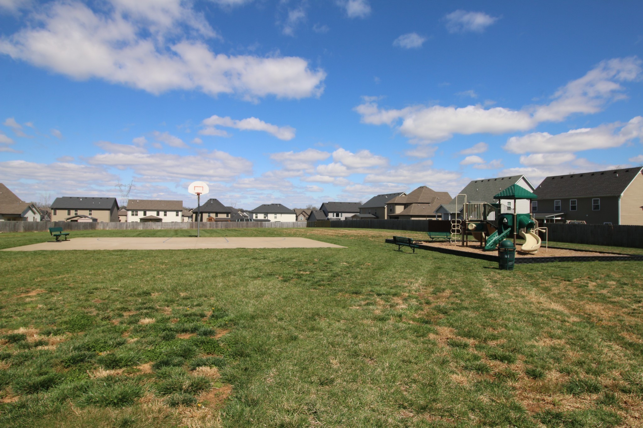 1328 Winterset Dr Property Photo 47