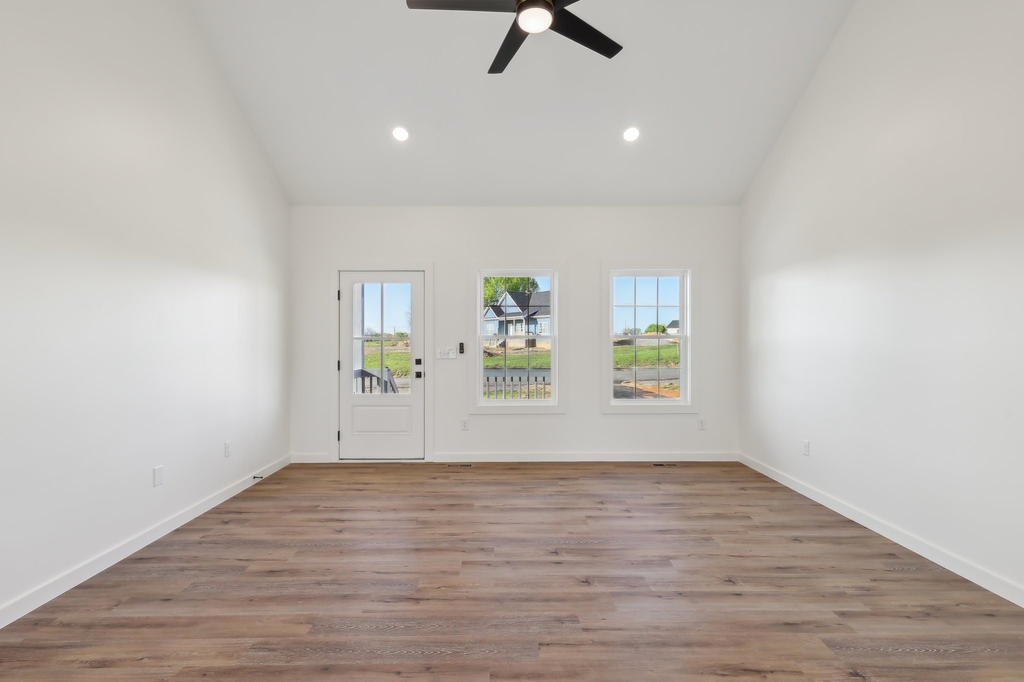 174 Amos Circle Property Photo 16