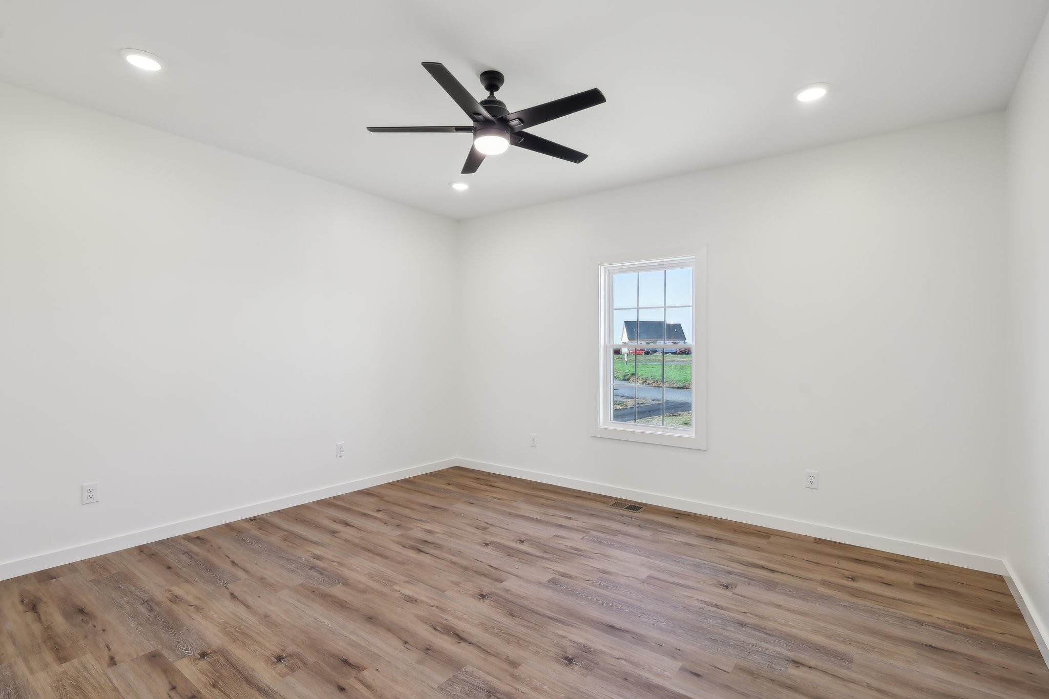 174 Amos Circle Property Photo 34