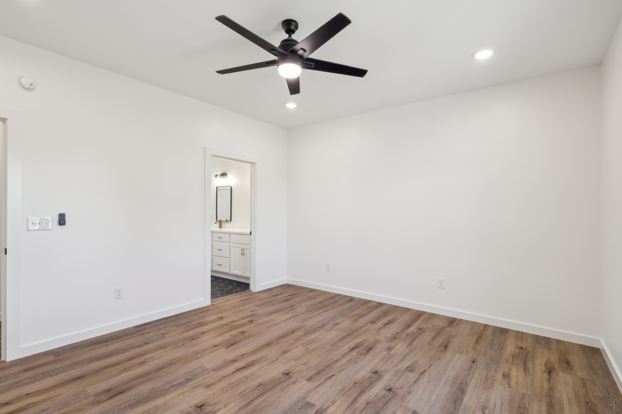 132 Amos Circle Property Photo 31