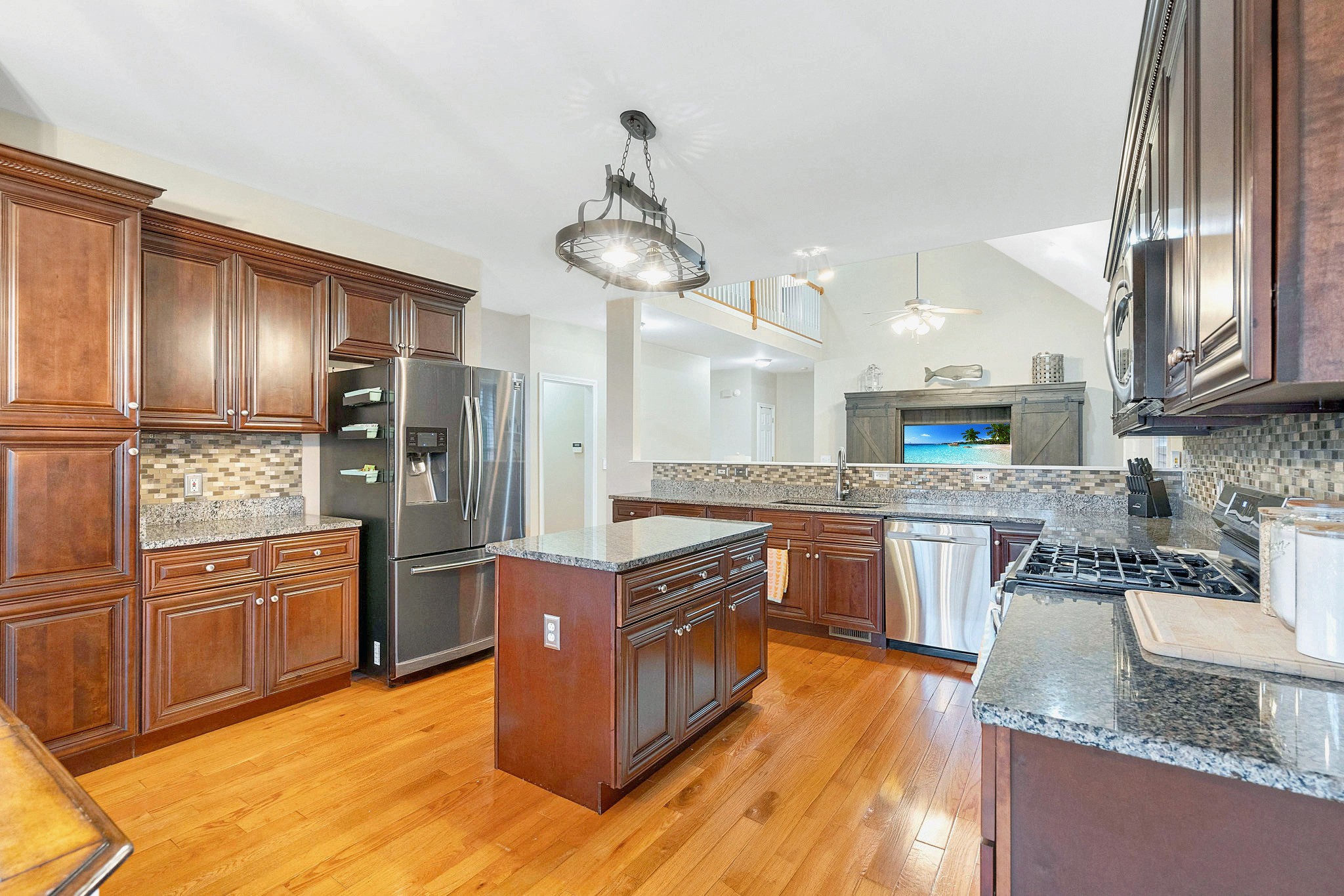 5604 Cedar Rock Dr Property Photo 3