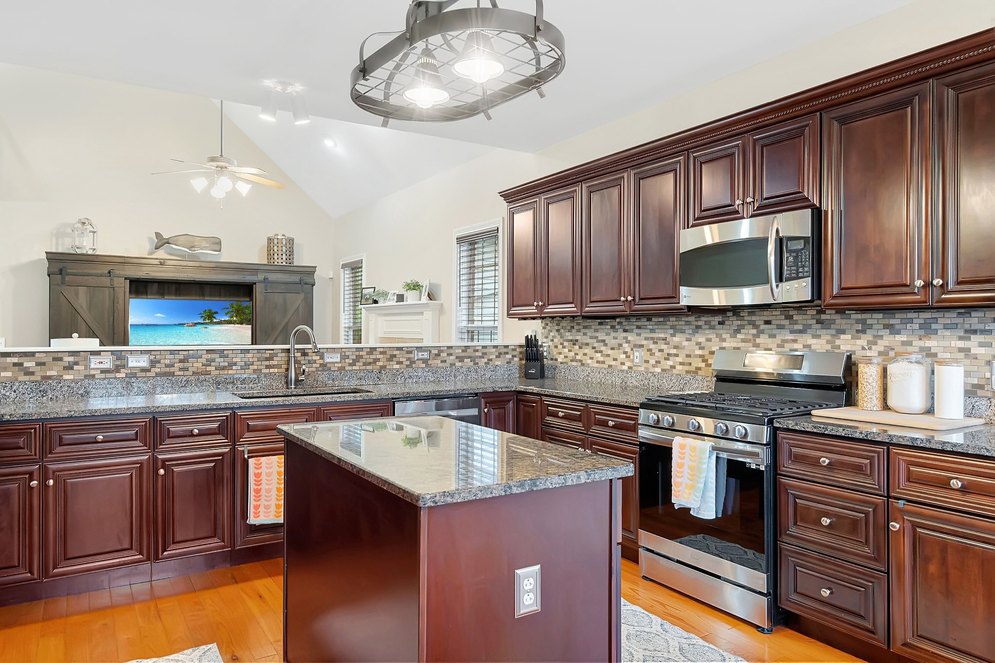 5604 Cedar Rock Dr Property Photo 14
