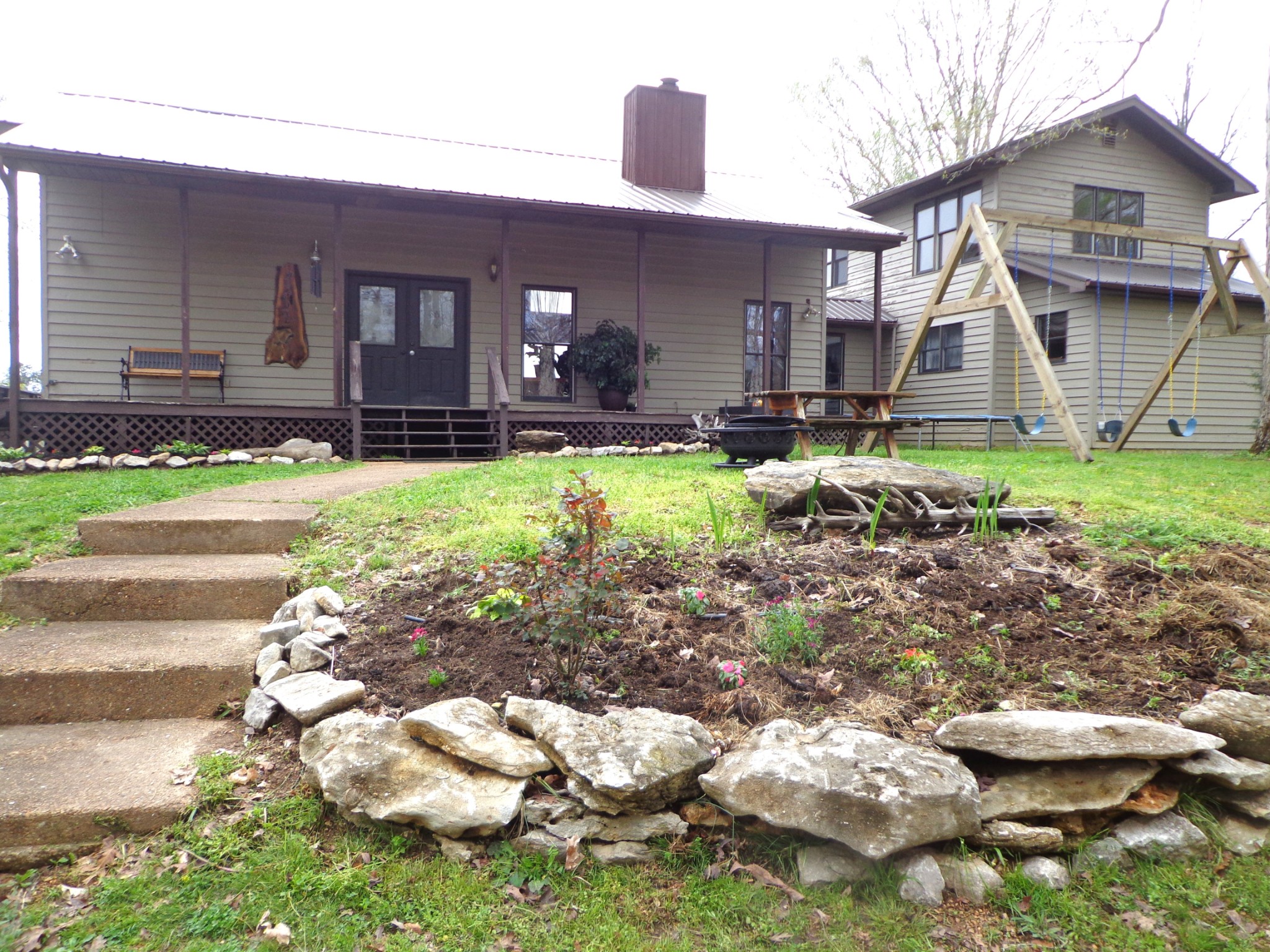 1398 Gilmer Bridge Rd Property Photo 4