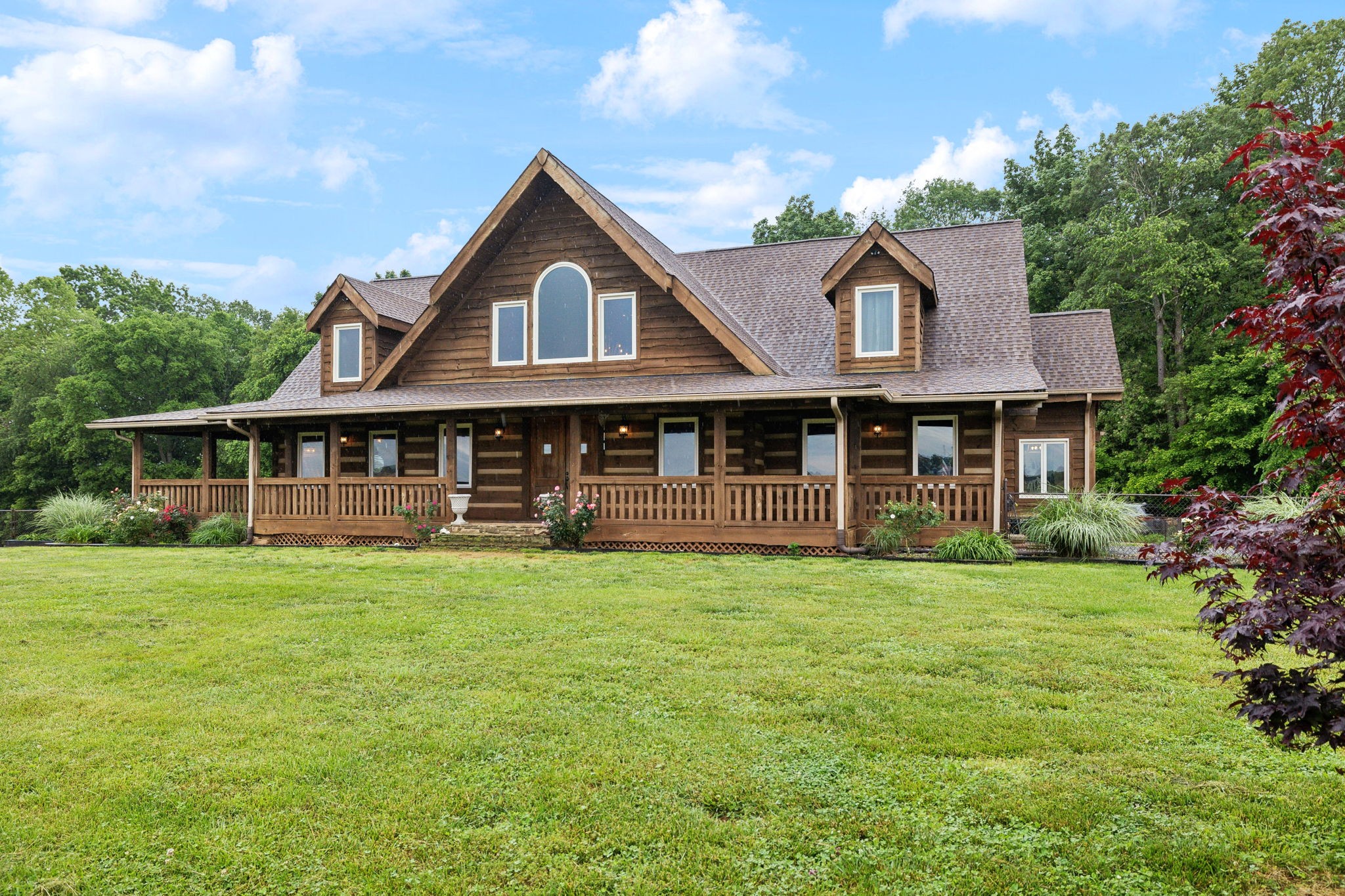 6485 Highland Rd Property Photo 5