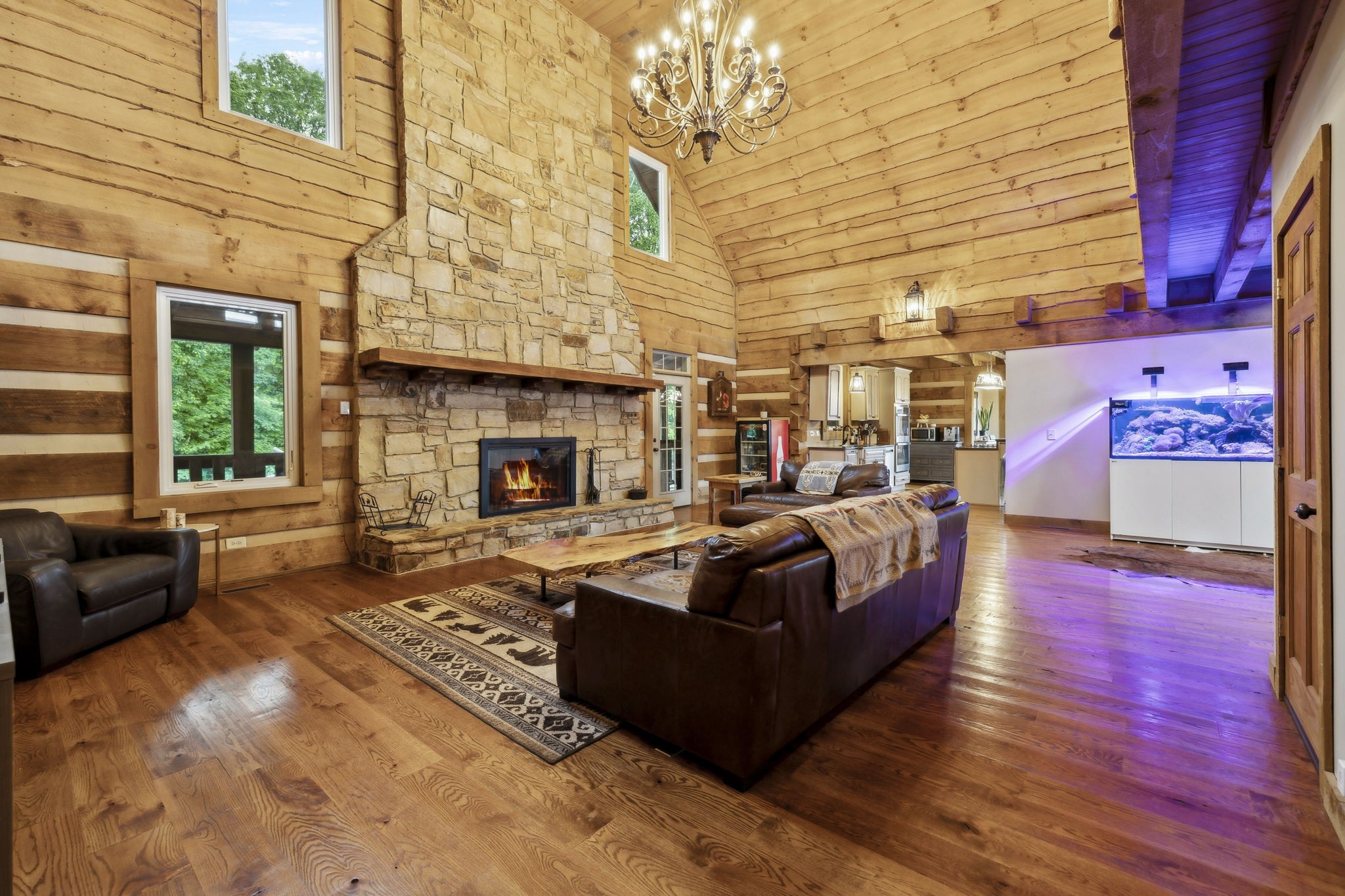 6485 Highland Rd Property Photo 12