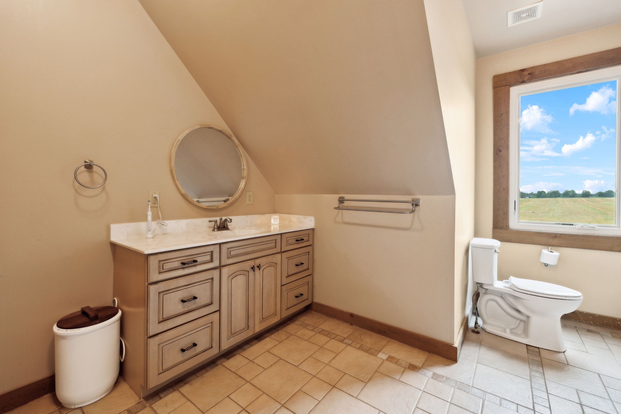 6485 Highland Rd Property Photo 52