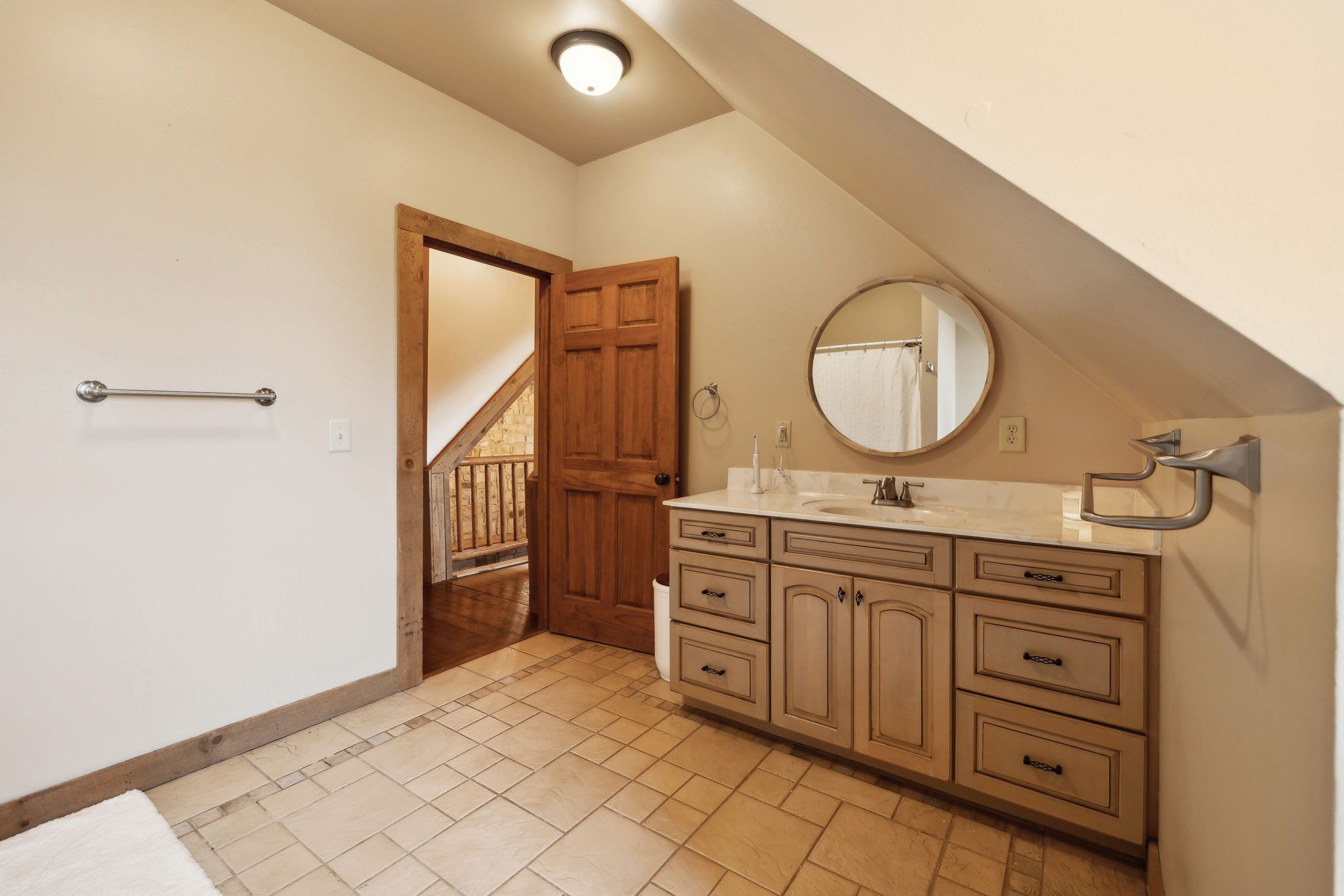 6485 Highland Rd Property Photo 53