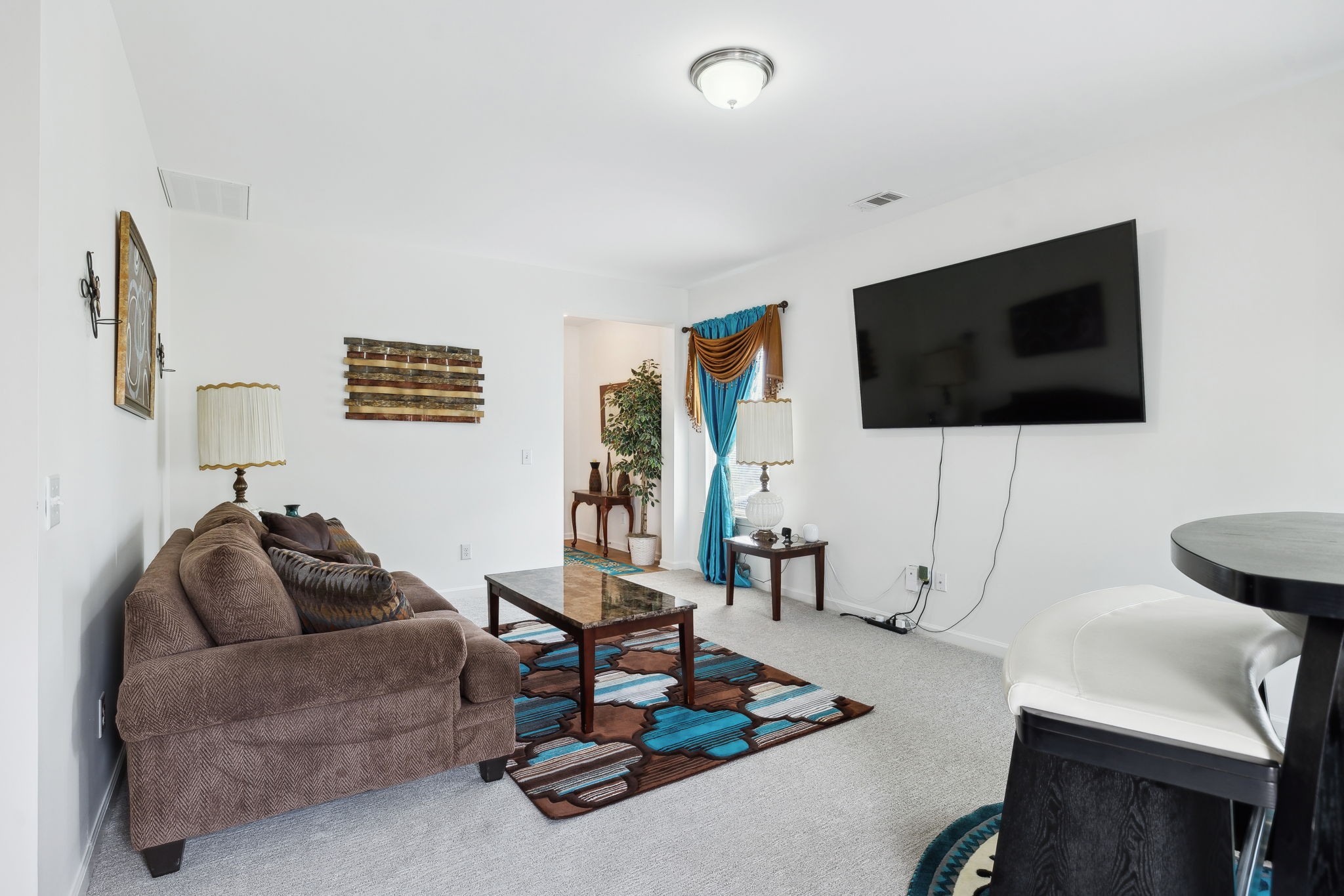3116 Shady Tree Ln Property Photo 6