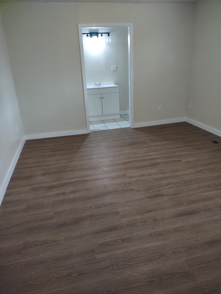 395 Church St Property Photo 18