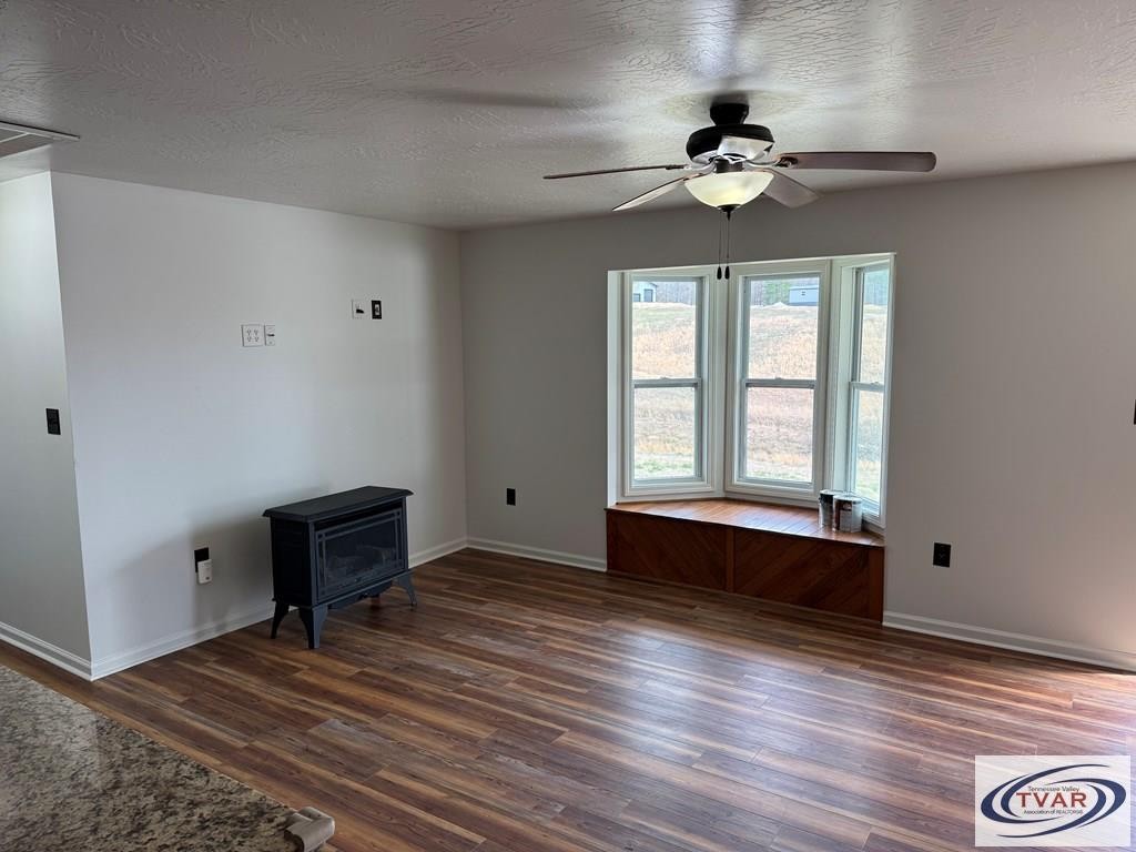 5380 Sulphur Creek Rd Property Photo 11