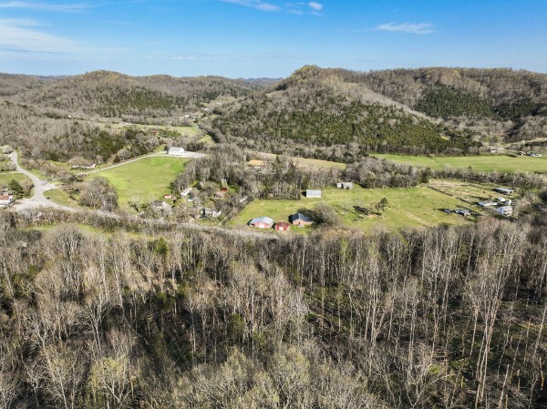 0 Difficult Road Property Photo 6