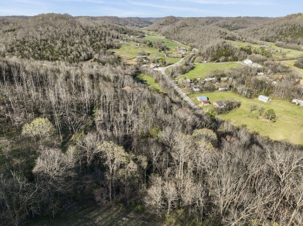 0 Difficult Road Property Photo 8