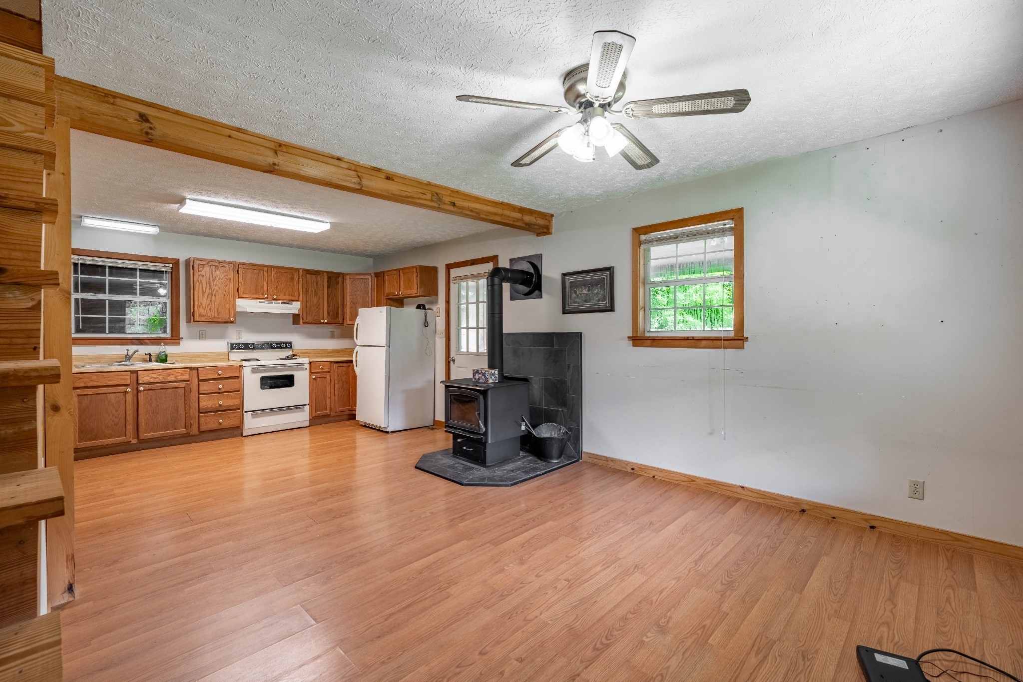 325 Cubb Ln Property Photo 25