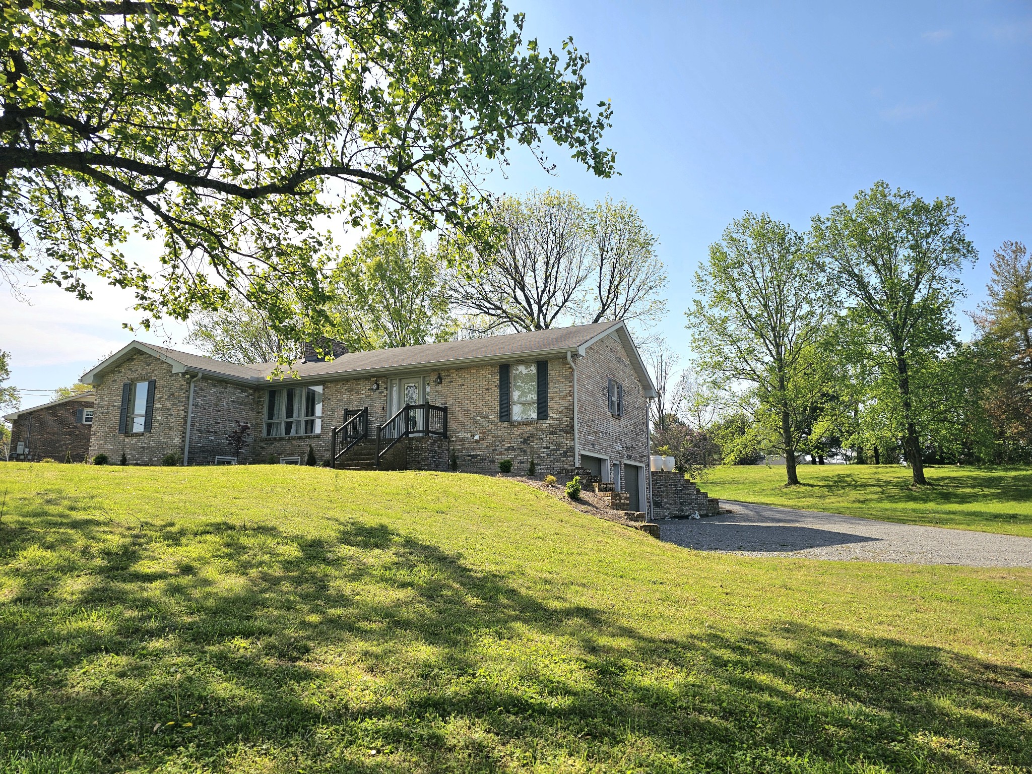2604 Springdale Dr Property Photo