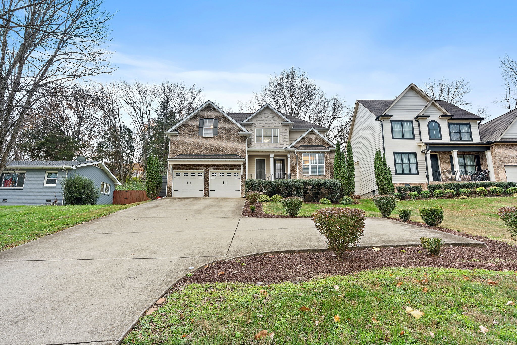 5115 Hilson Cottages Real Estate Listings Main Image