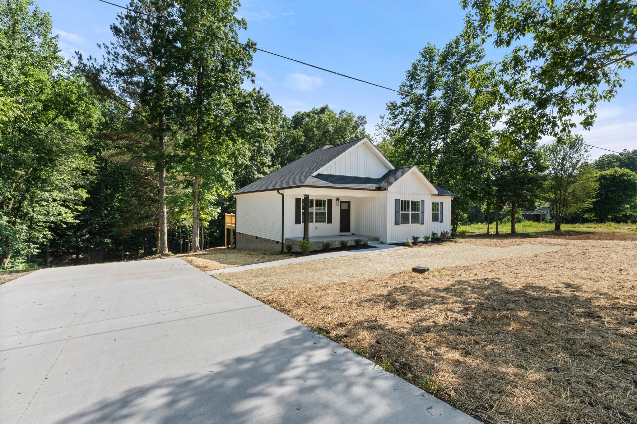 6149 Dewey Carr Rd Property Photo 1