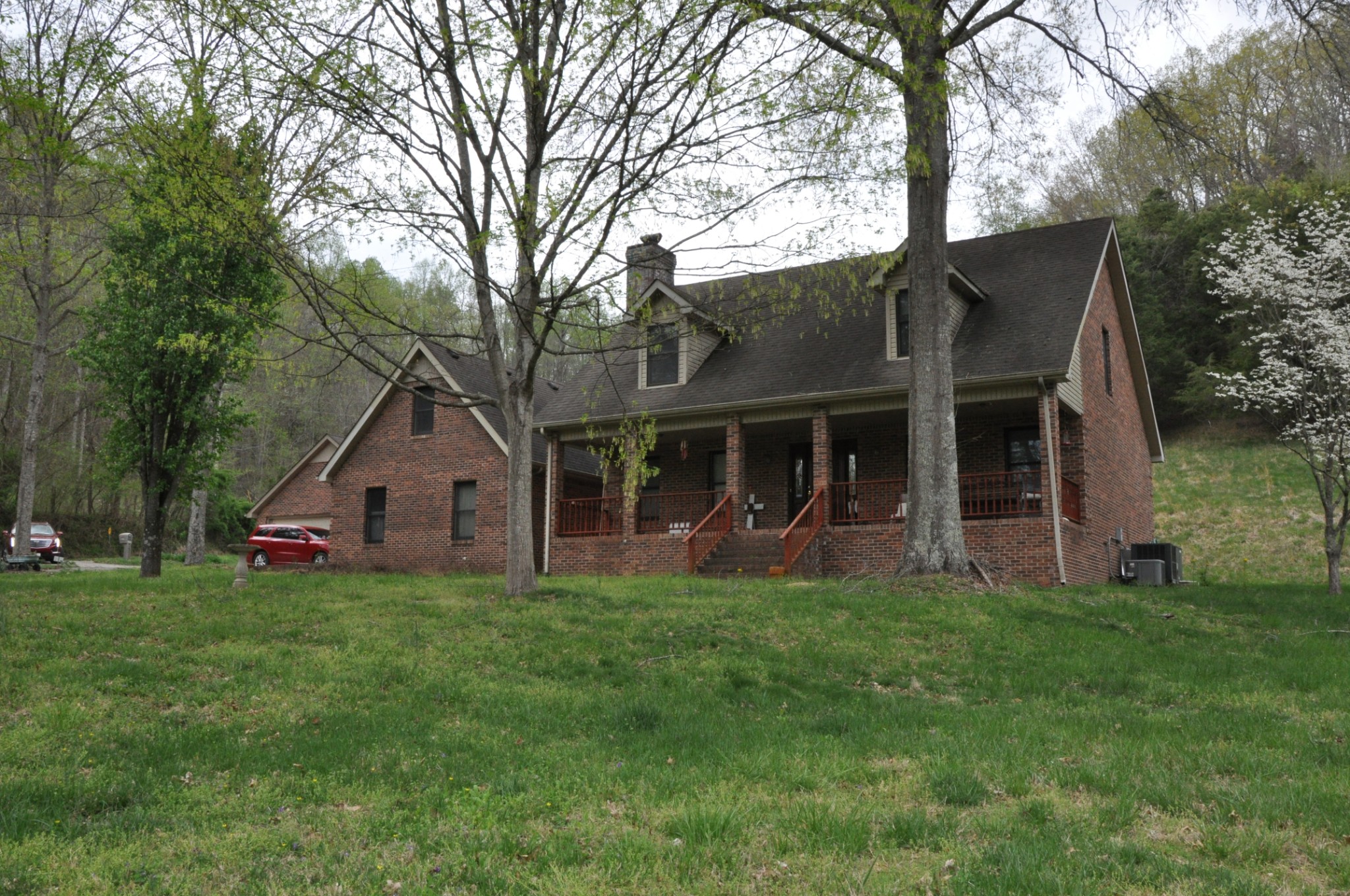1834 Mason Hollow Rd Property Photo