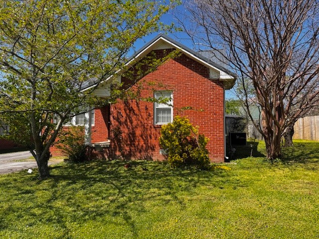 662 Main St Property Photo