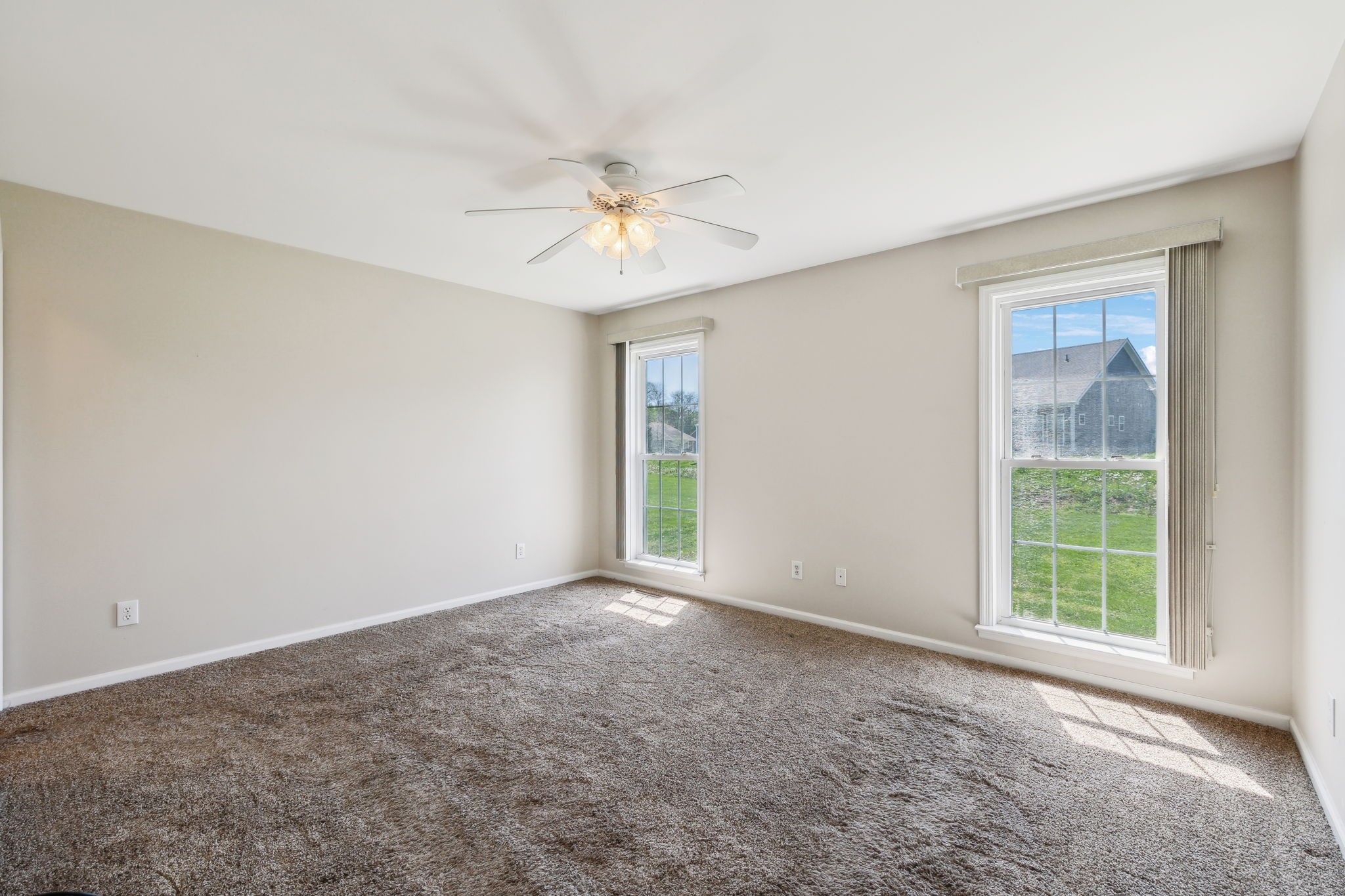 407 Brookside Dr Property Photo 36